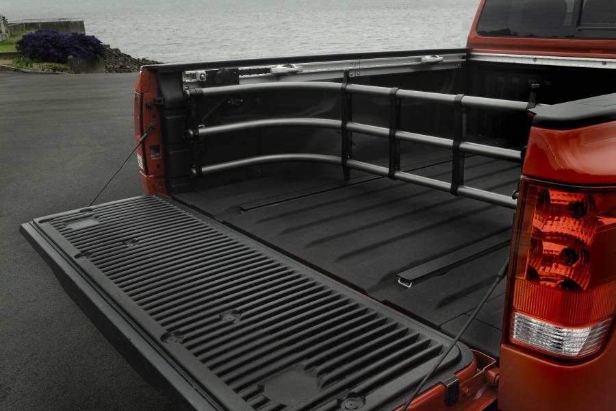  Nissan Titan 2006 года  (фото 31 из 89)